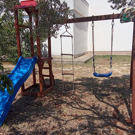 Apartman Lana Lozovac Exterior foto